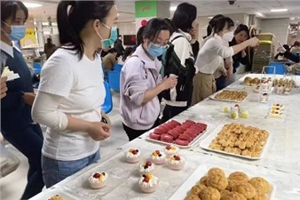 春暖花開季，相約女神節(jié)，華逸府邀您共享美好食光！